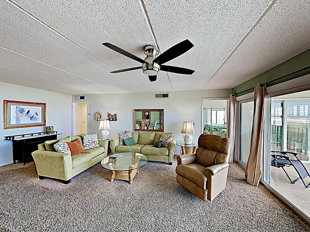 New Listing! Fernandina Beach Oasis With Pool Condo ภายนอก รูปภาพ